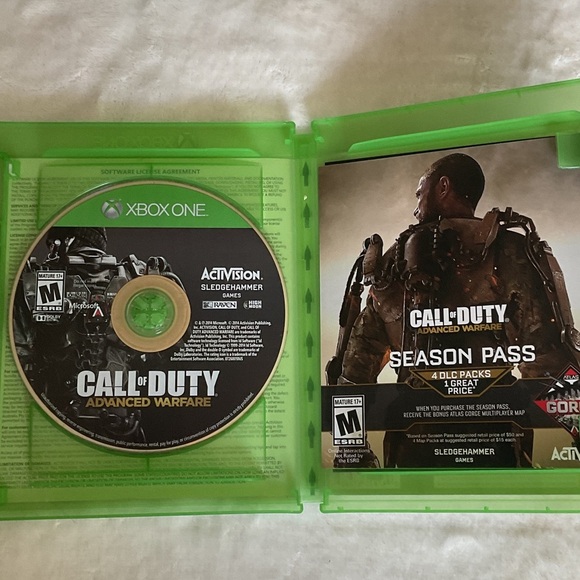 Call of Duty: Advanced Warfare Day Zero Edition for Xbox One - Green Case - Picture 3 of 3